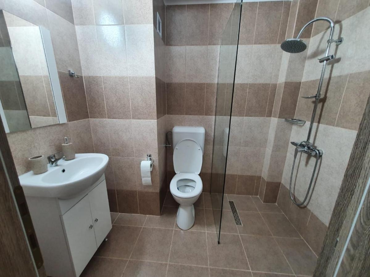 Apartament Posada Curtea de Argeş エクステリア 写真